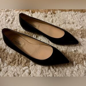 Valentino Garavani single rock stud pointed flats, Size EU 37 (US 7)